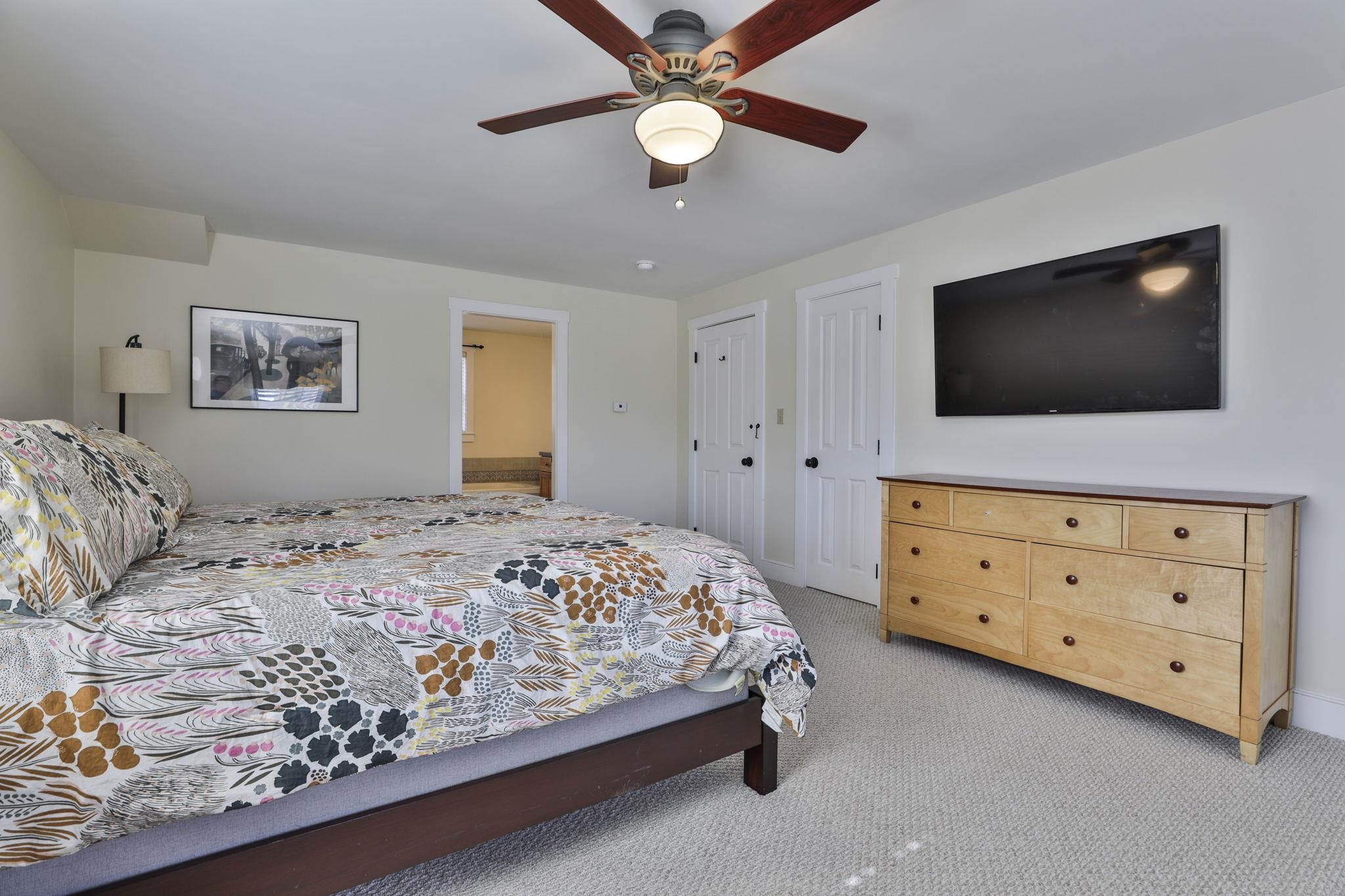 189 Carriage Road New Boston, NH 03070 - Photo 28 of 52