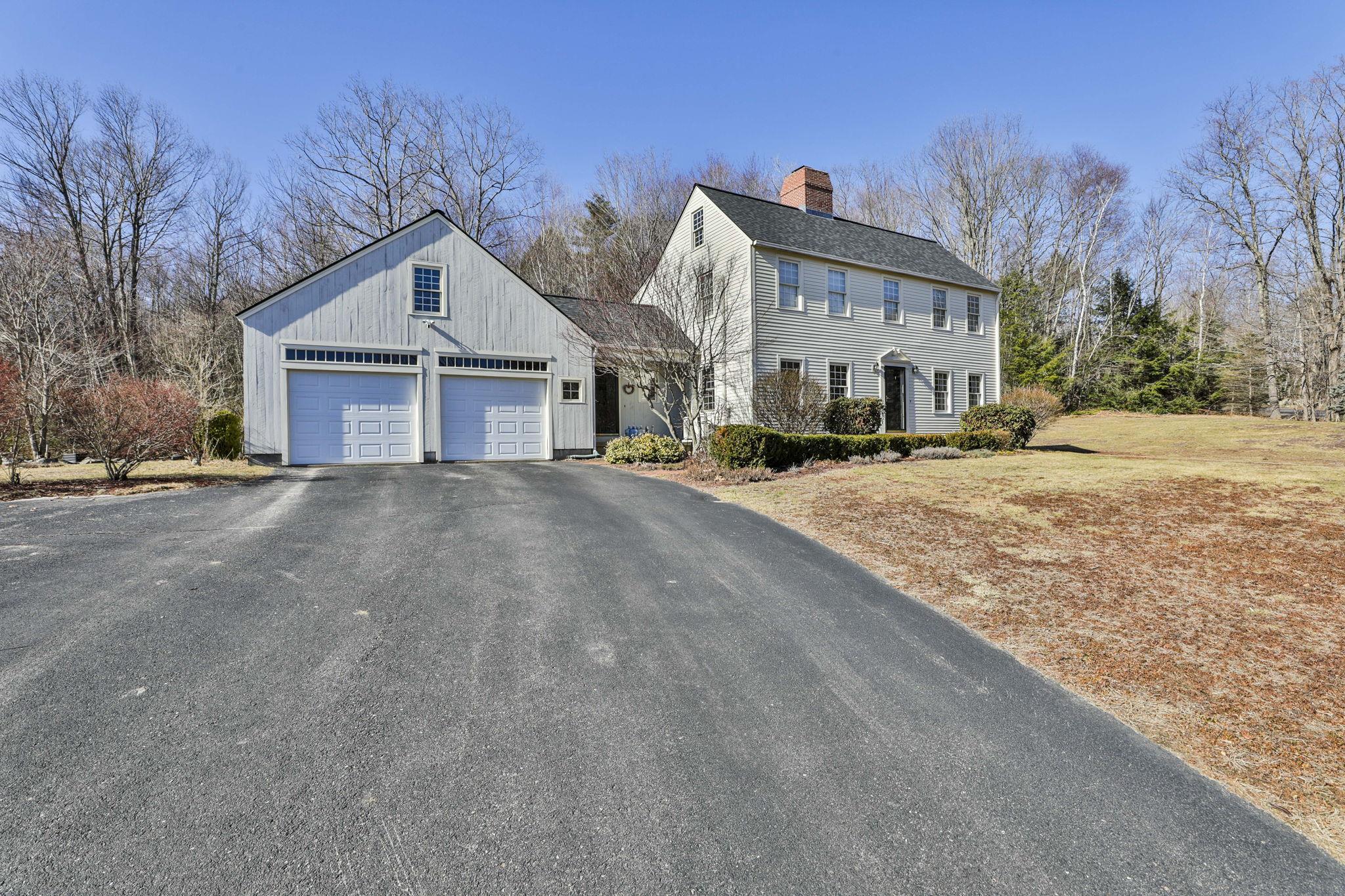 189 Carriage Road New Boston, NH 03070 - Photo 47 of 52