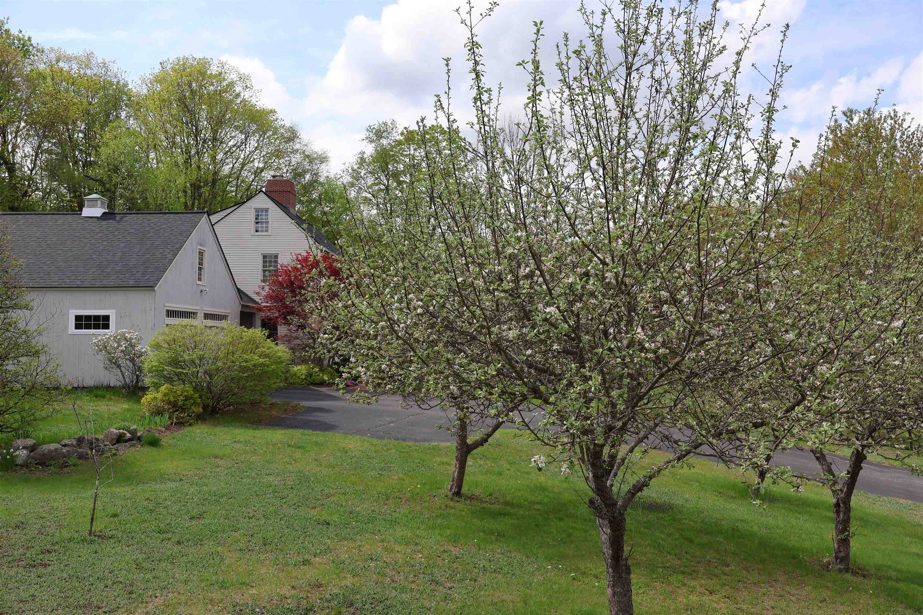 189 Carriage Road New Boston, NH 03070 - Photo 50 of 52