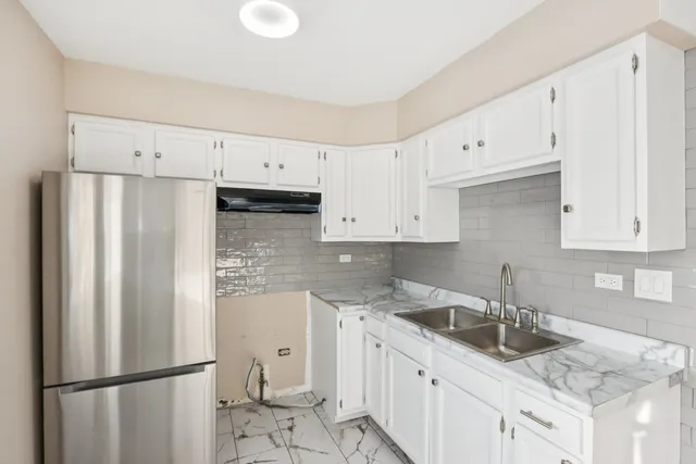 $275,000 | 26814 North Genesee Street, Wauconda, IL 60084