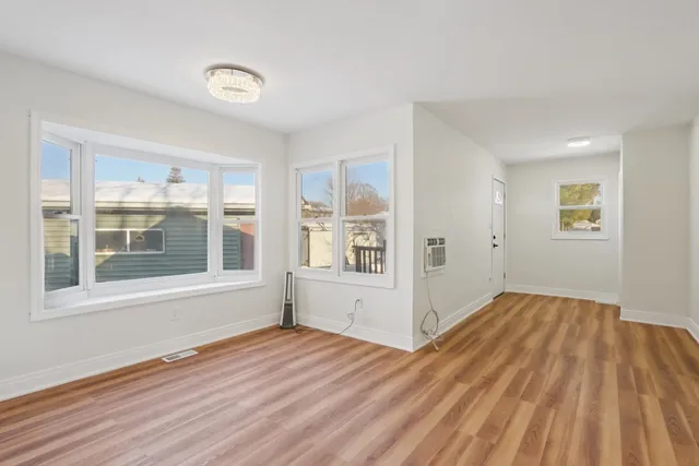 $275,000 | 26814 North Genesee Street, Wauconda, IL 60084