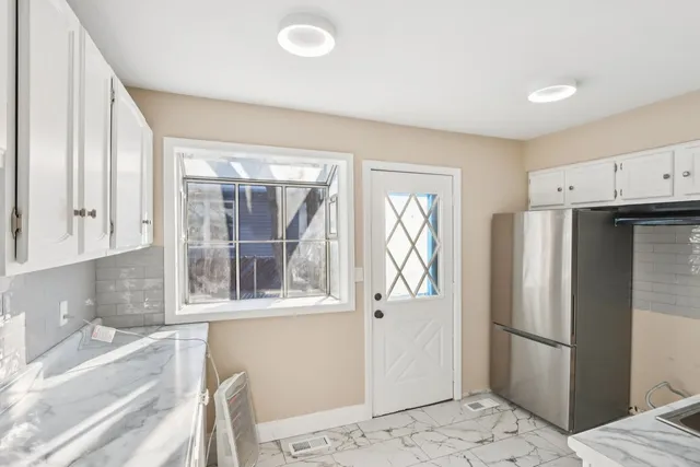 $275,000 | 26814 North Genesee Street, Wauconda, IL 60084