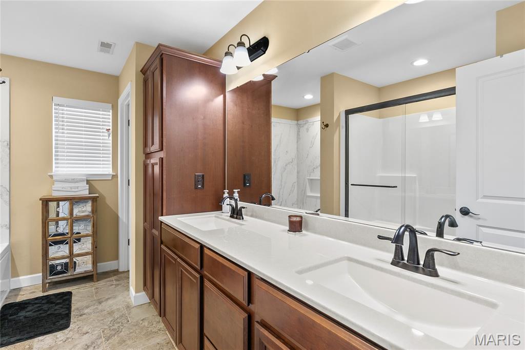 7000 Windstar Court O'Fallon, IL 62269 - Photo 24 of 46