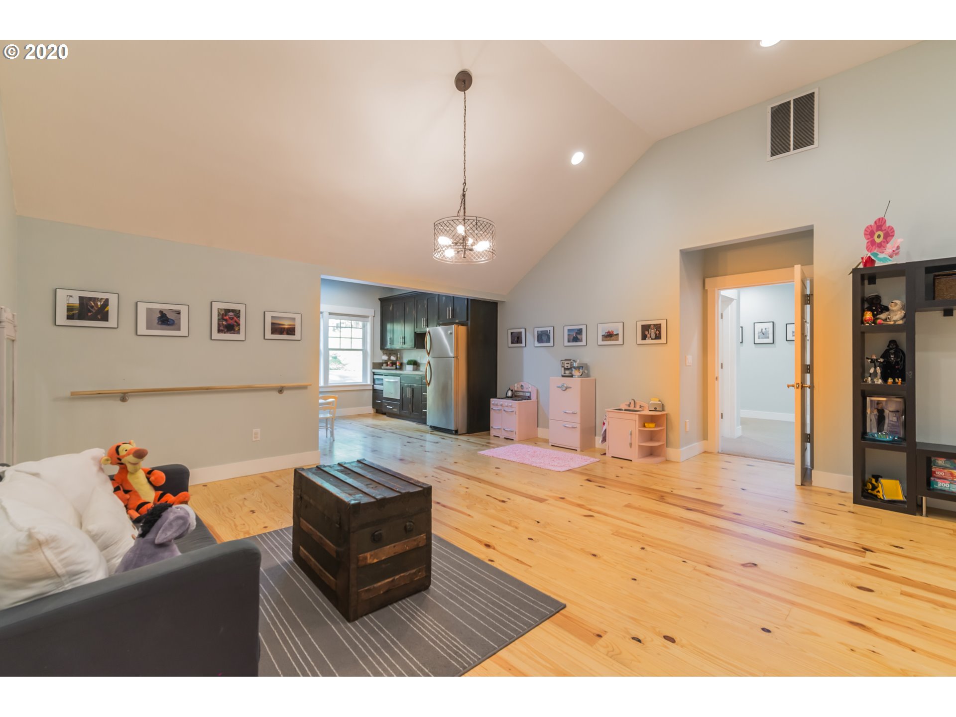 4121 Poplar Way Longview, WA 98632 - Photo 14 of 32 Gallery Image 14