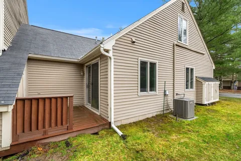$439,500 | 101 Brickett Hill Circle, Unit 101, Haverhill, MA 01830