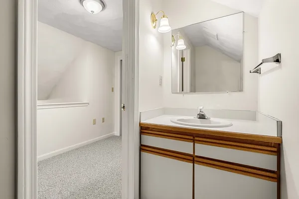 $460,000 | 101 Brickett Hill Circle, Unit 101, Haverhill, MA 01830