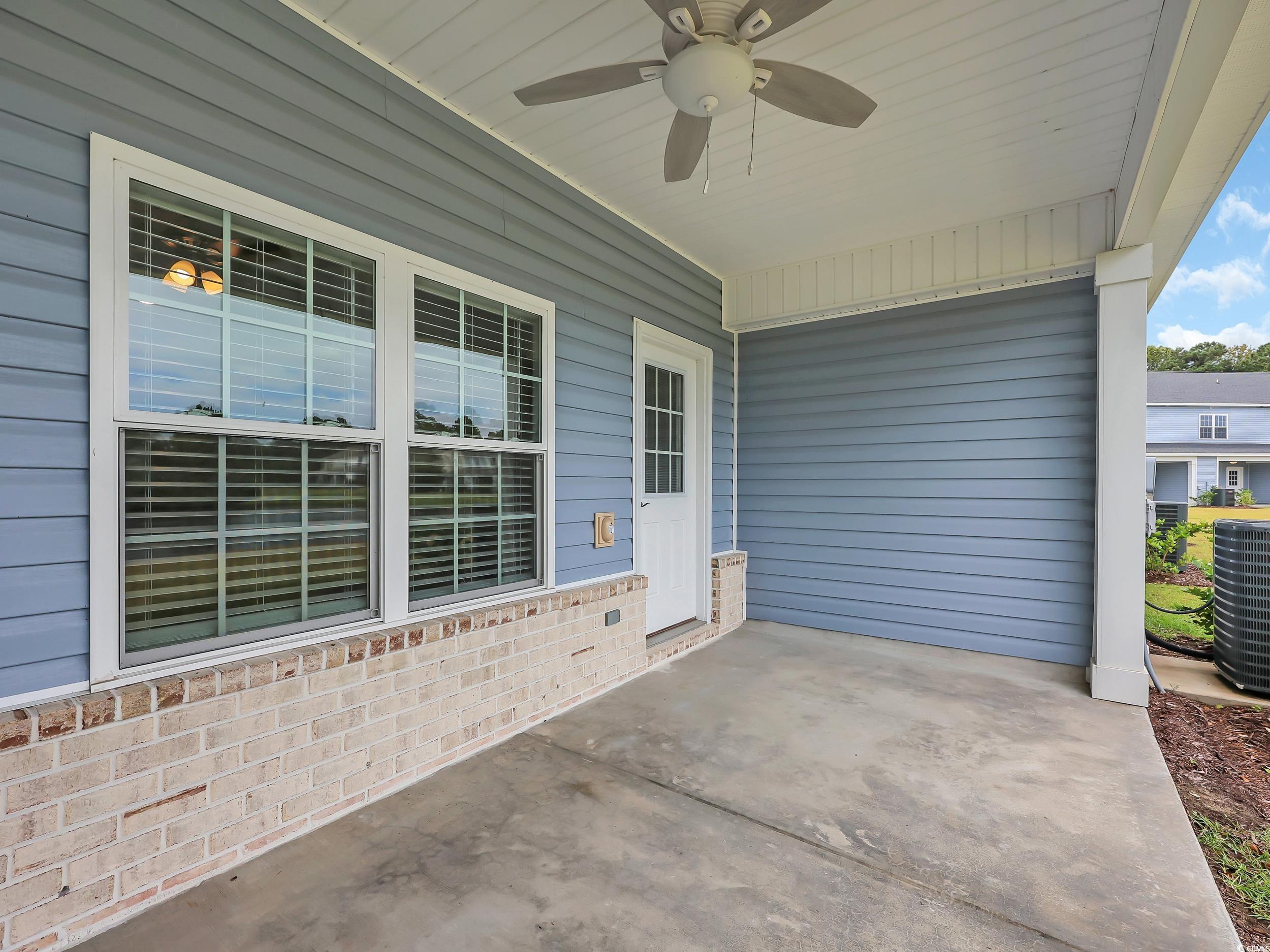 344 Kiskadee Loop Conway, SC 29526 - Photo 15 of 23 View of patio / terrace