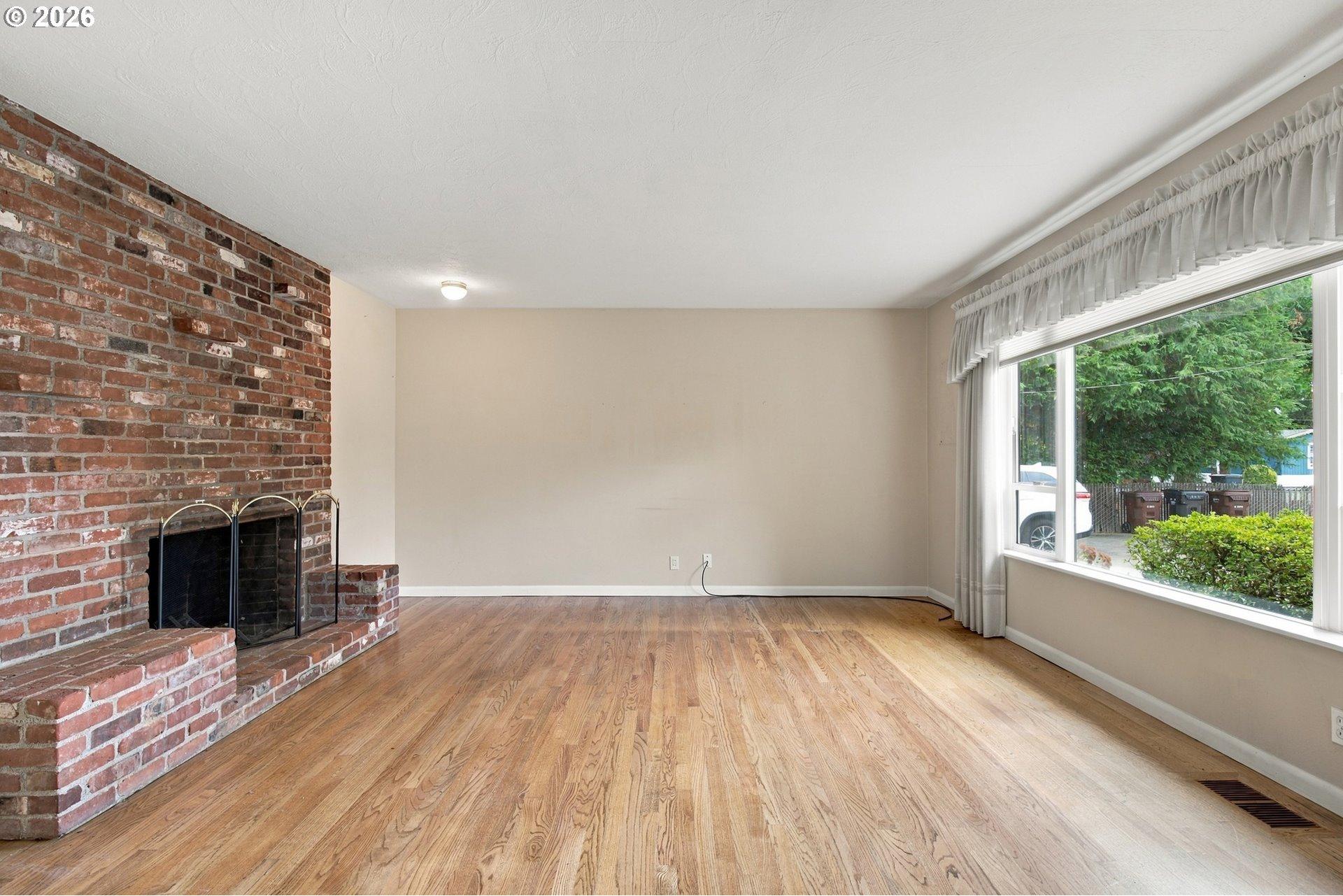 8123 Southeast Roots Road Milwaukie, OR 97267 - Photo 26 of 48 Gallery Image 26