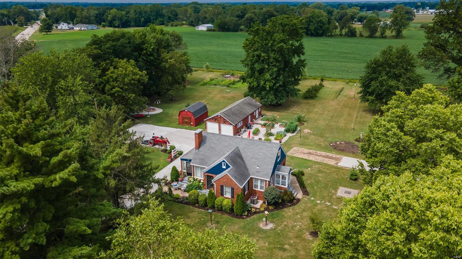 3992 Fosterburg Road Alton, IL 62002 - Photo 1 of 51