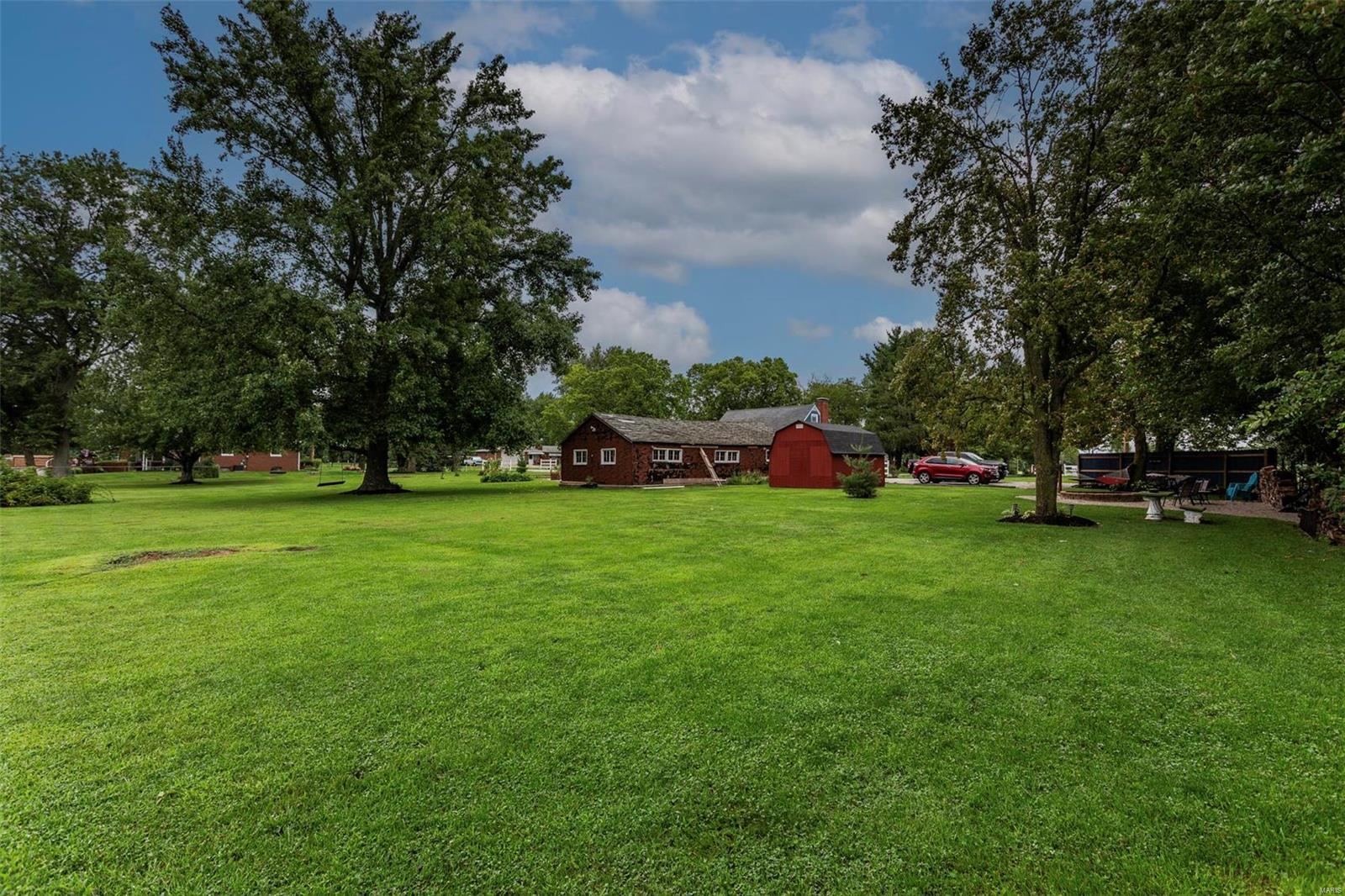 3992 Fosterburg Road Alton, IL 62002 - Photo 44 of 51
