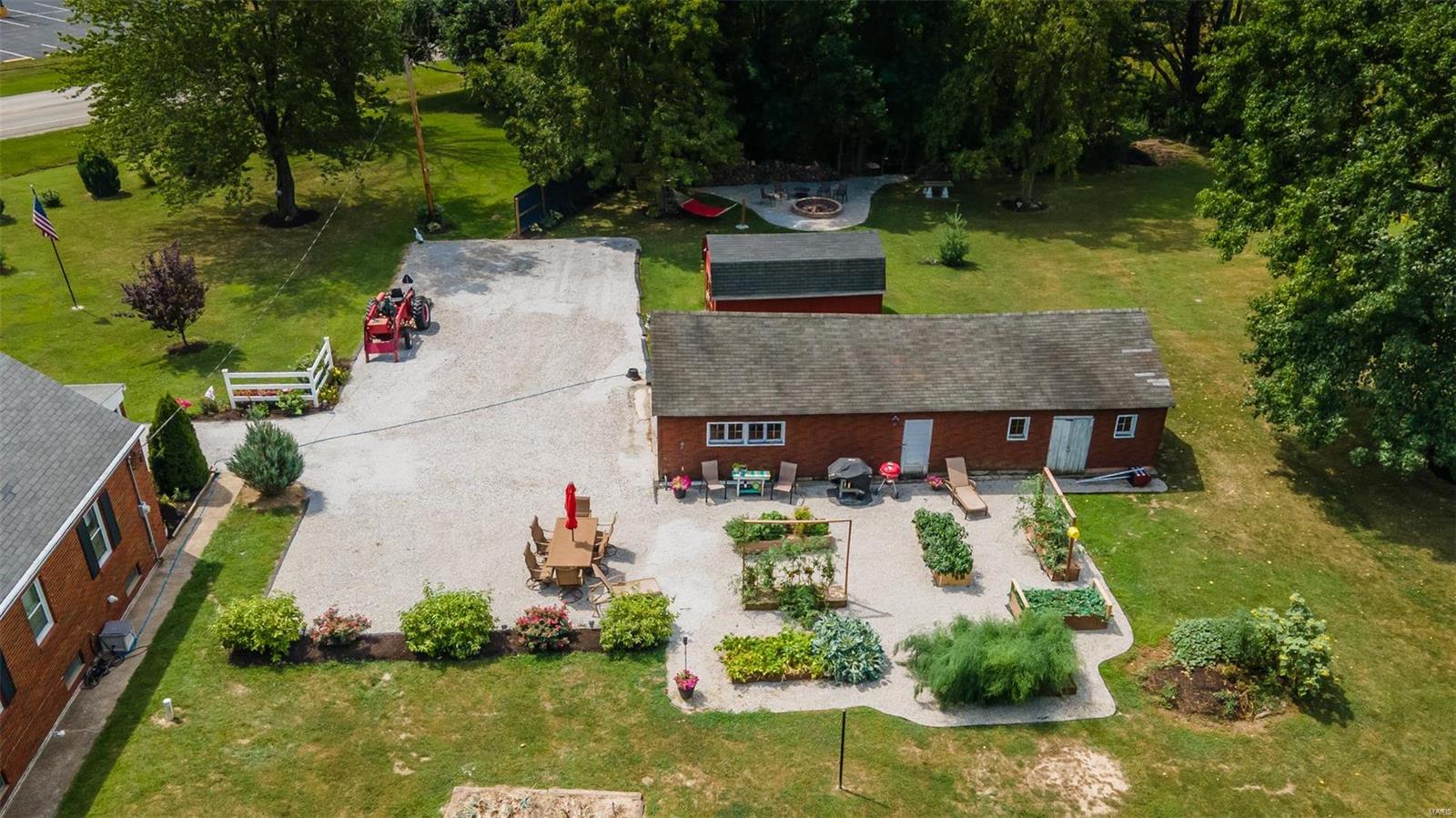3992 Fosterburg Road Alton, IL 62002 - Photo 47 of 51