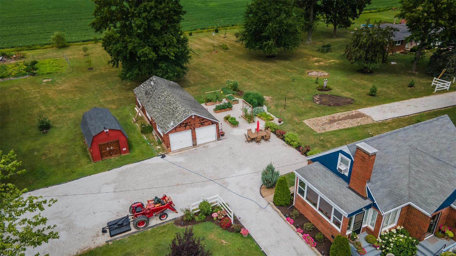 3992 Fosterburg Road Alton, IL 62002 - Photo 48 of 51