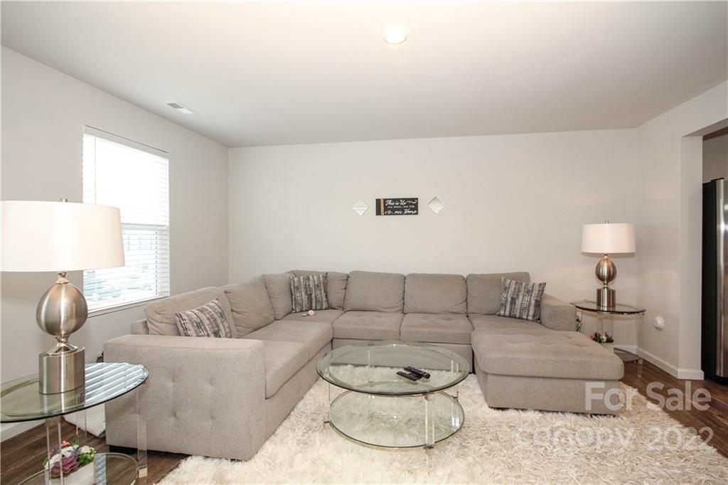959 Taybyn Road Fort Mill, SC 29715 - Photo 2 of 18 Gallery Image 2