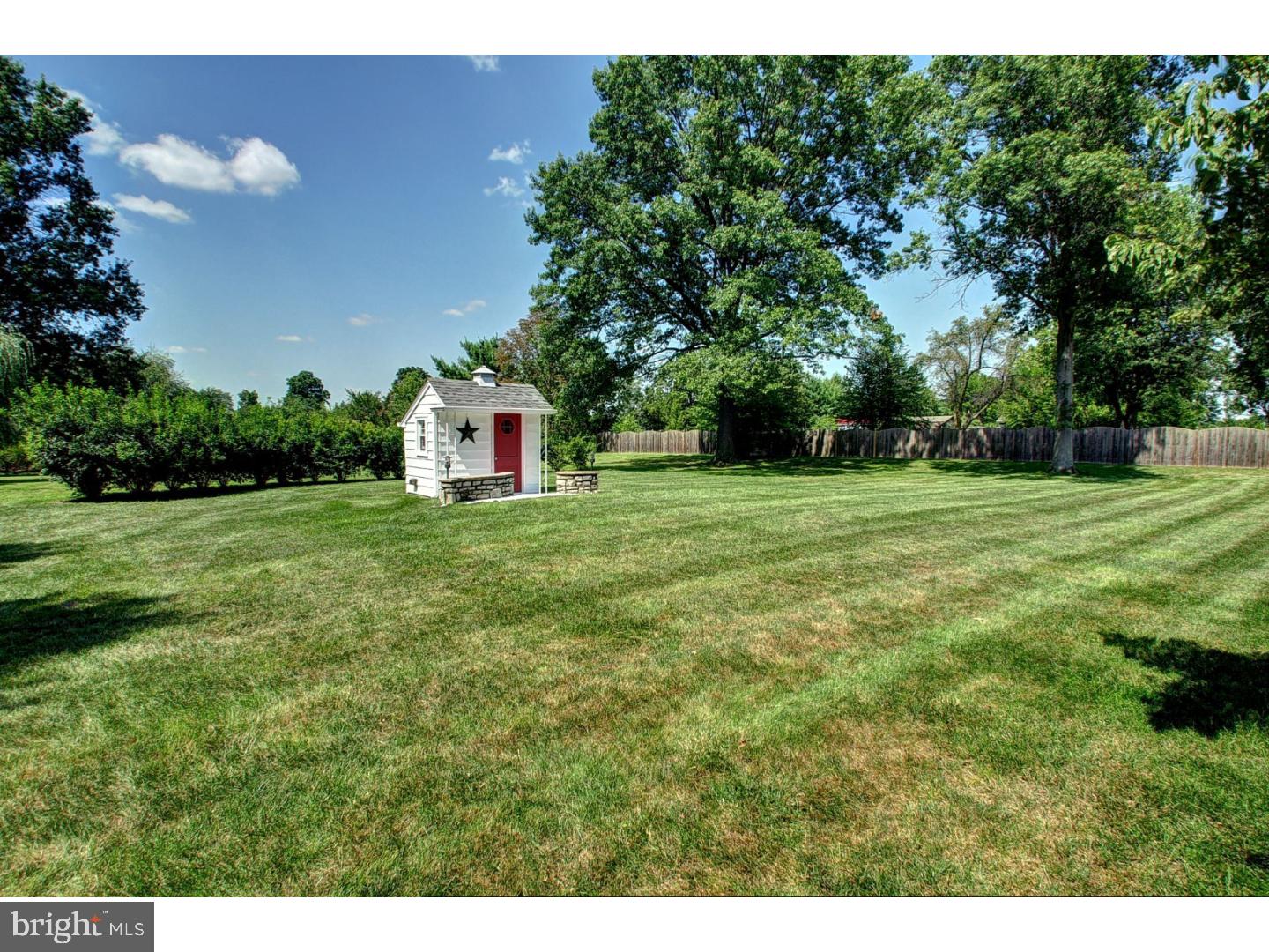323 Ruth Road Harleysville, PA 19438 - Photo 3 of 25 Back Yard