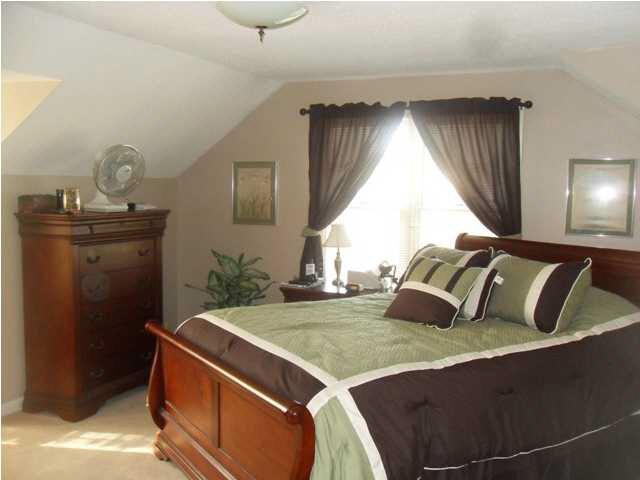 24 Sugarland Road Washington, IN 47501 - Photo 13 of 16 Gallery Image 13