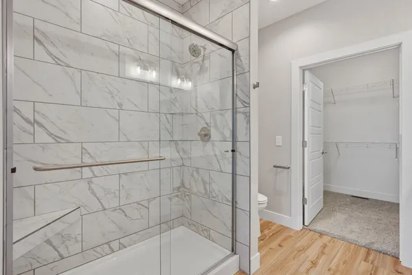 a bathroom with a bathtub