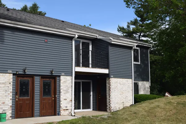$206,000 | 904 Whispering Pines Way, Fitchburg, WI 53713