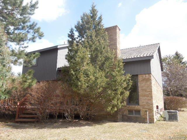 5590 Ridgewood Road, Unit 5590 West Bloomfield, MI 48322 - Photo 21 of 22 4-2 088.jpg