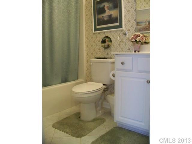 365 Garnet Court Fort Mill, SC 29708 - Photo 14 of 16
