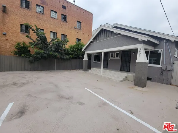 $2,700 | 3067 Harrington Avenue, Los Angeles, CA 90006