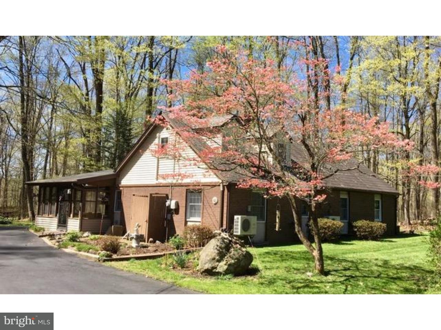 936 West Thatcher Road Quakertown, PA 18951 - Photo 15 of 24 Exterior