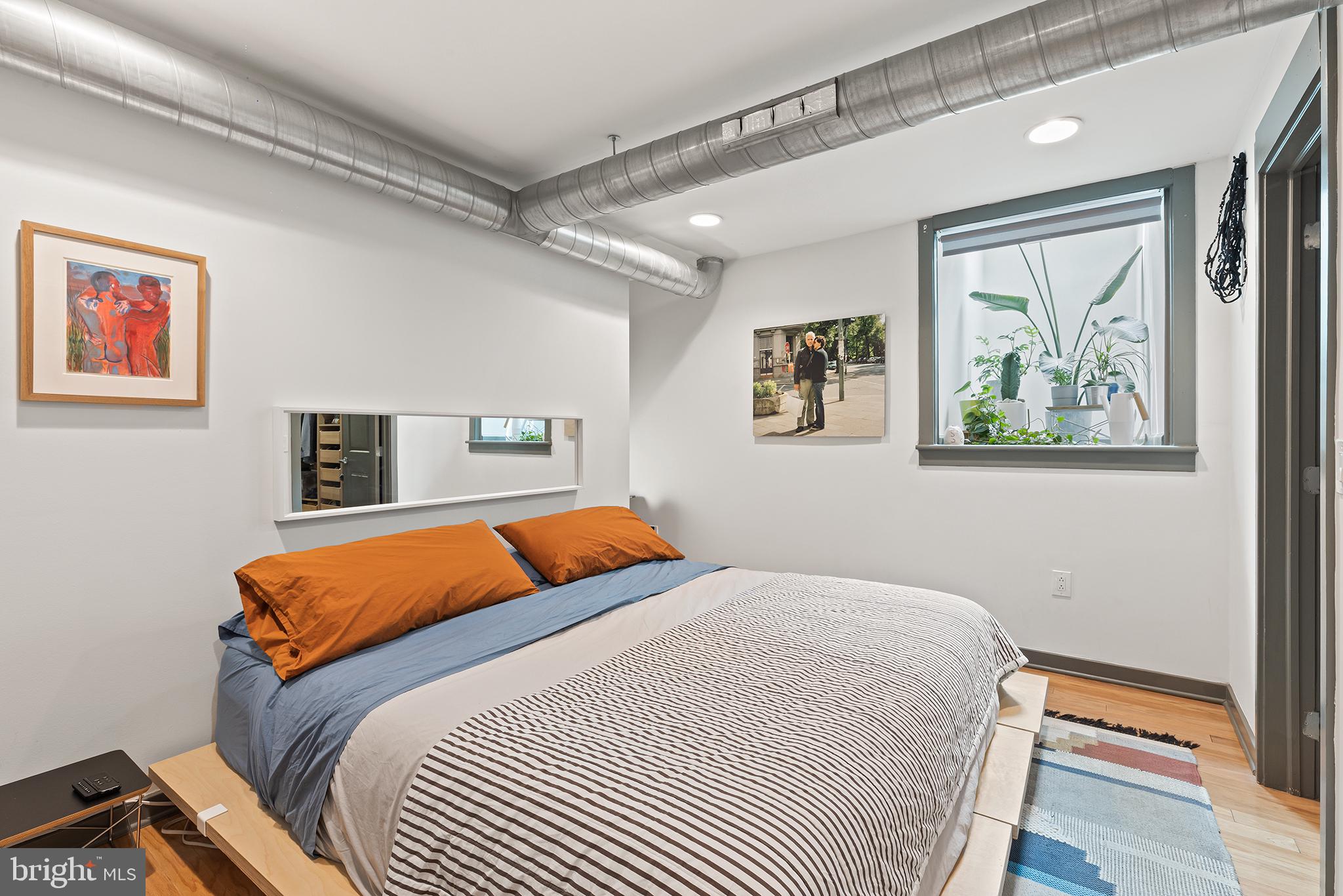 617 Reed Street, Unit 100 Philadelphia, PA 19147 - Photo 15 of 24