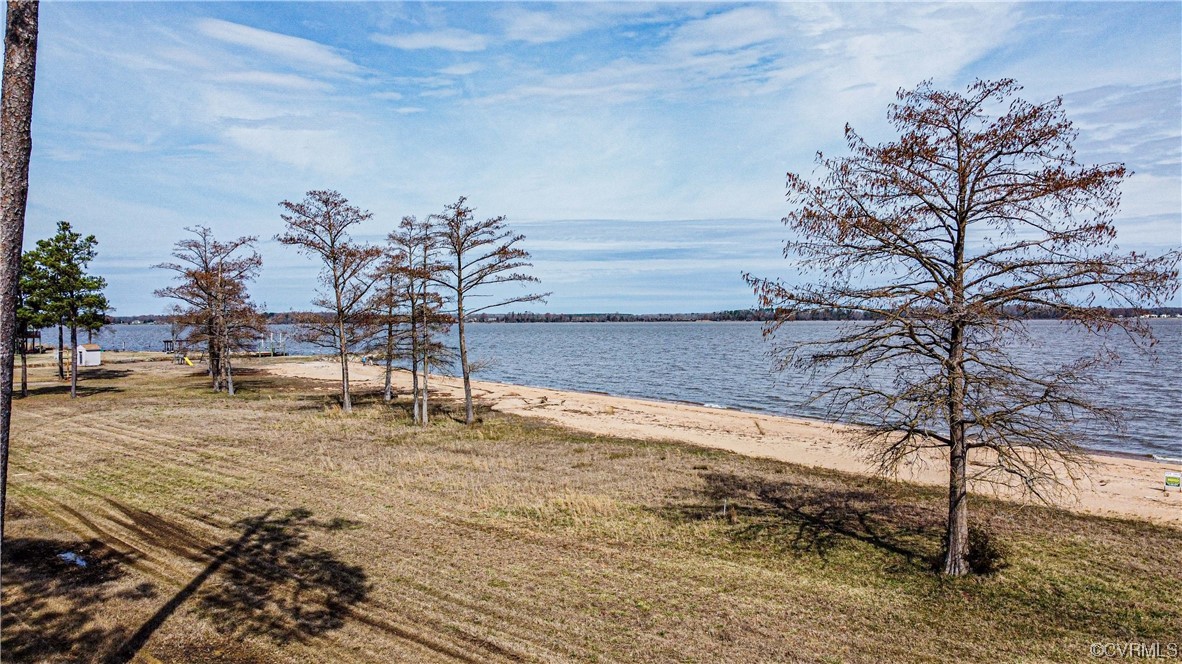 Lot 10 Sunken Meadow Rd Spring Grove Spring Grove, VA 23881 - Photo 12 of 15 a view of a backyard of the house