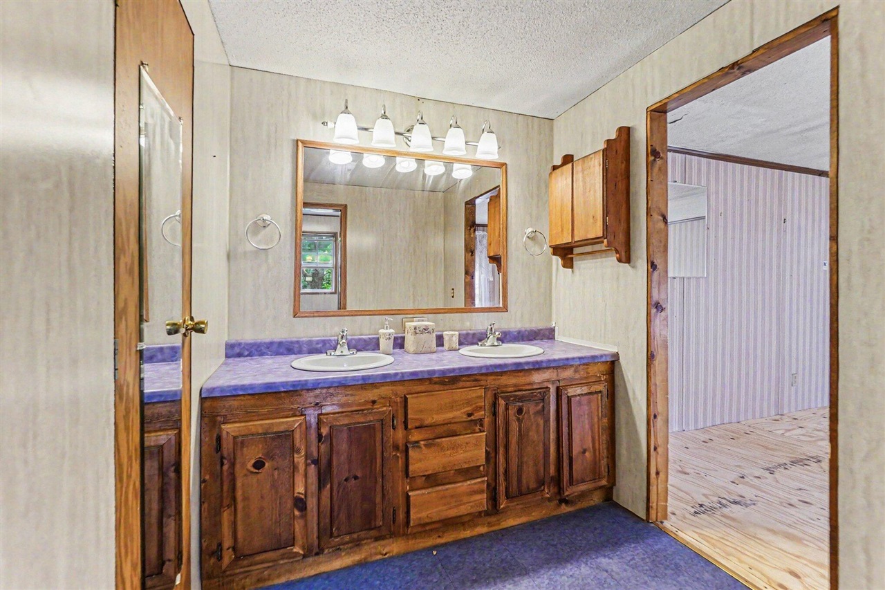 10967 South Hawkins Road Reed City, MI 49677 - Photo 11 of 26
