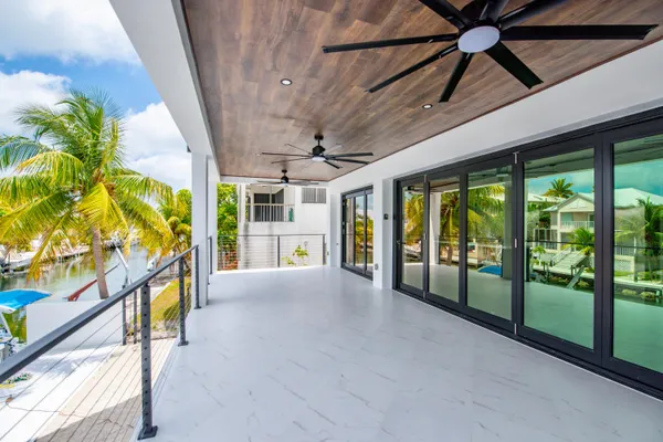 $4,200,000 | 3 Evergreen Avenue, Key Haven, FL 33040