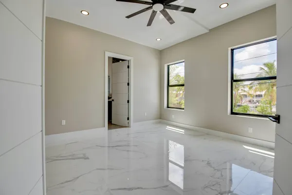 $4,200,000 | 3 Evergreen Avenue, Key Haven, FL 33040