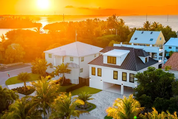 $4,200,000 | 3 Evergreen Avenue, Key Haven, FL 33040