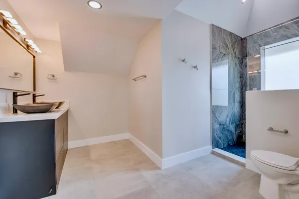 $4,200,000 | 3 Evergreen Avenue, Key Haven, FL 33040