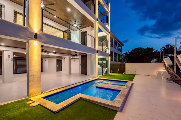 $4,200,000 | 3 Evergreen Avenue, Key Haven, FL 33040