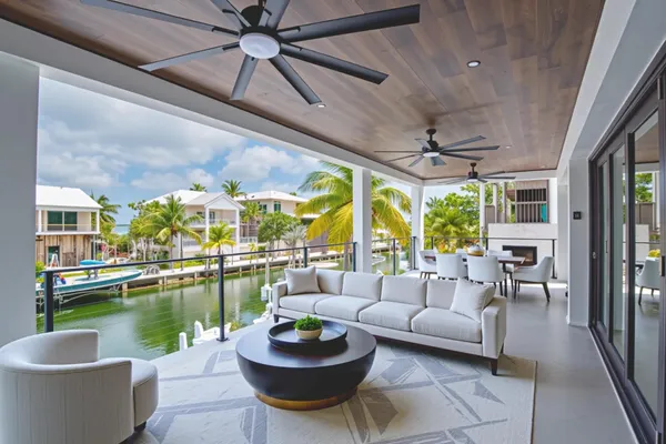 $4,200,000 | 3 Evergreen Avenue, Key Haven, FL 33040