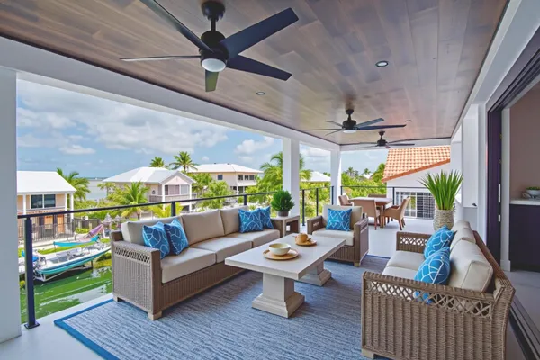 $4,200,000 | 3 Evergreen Avenue, Key Haven, FL 33040