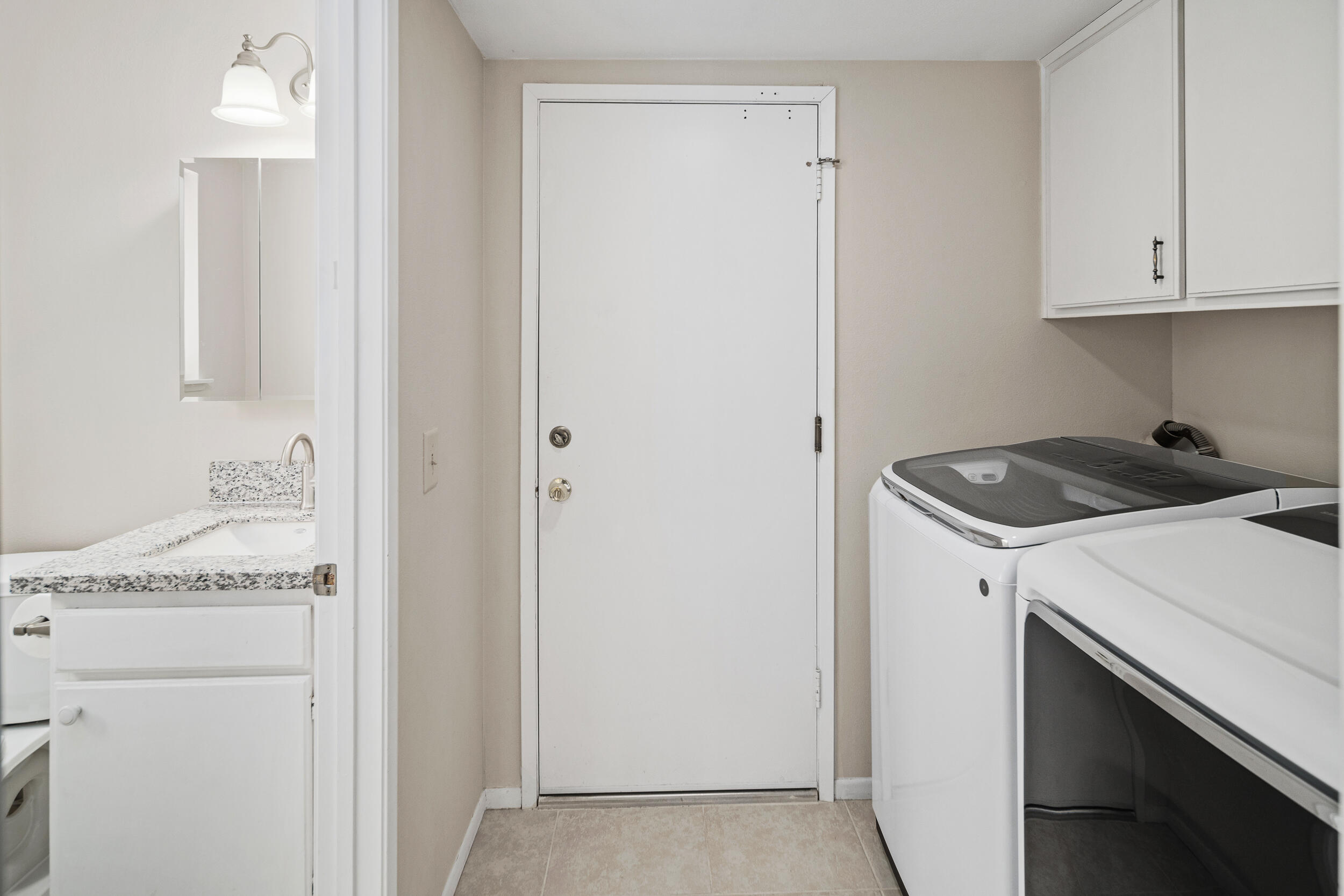 1318 Kings Road Palmdale, CA 93551 - Photo 14 of 36 Kings-14