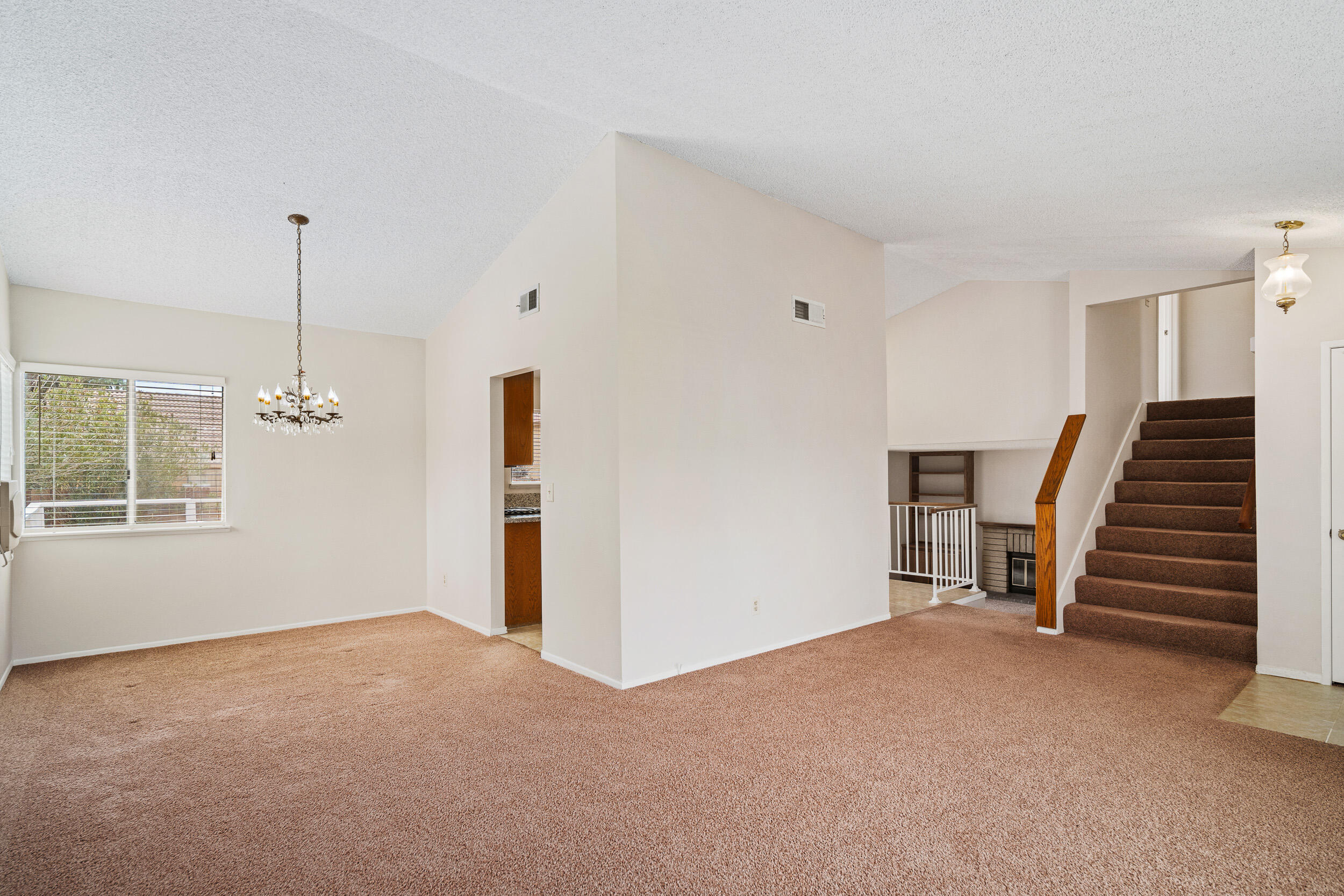 1318 Kings Road Palmdale, CA 93551 - Photo 7 of 36 Kings-07