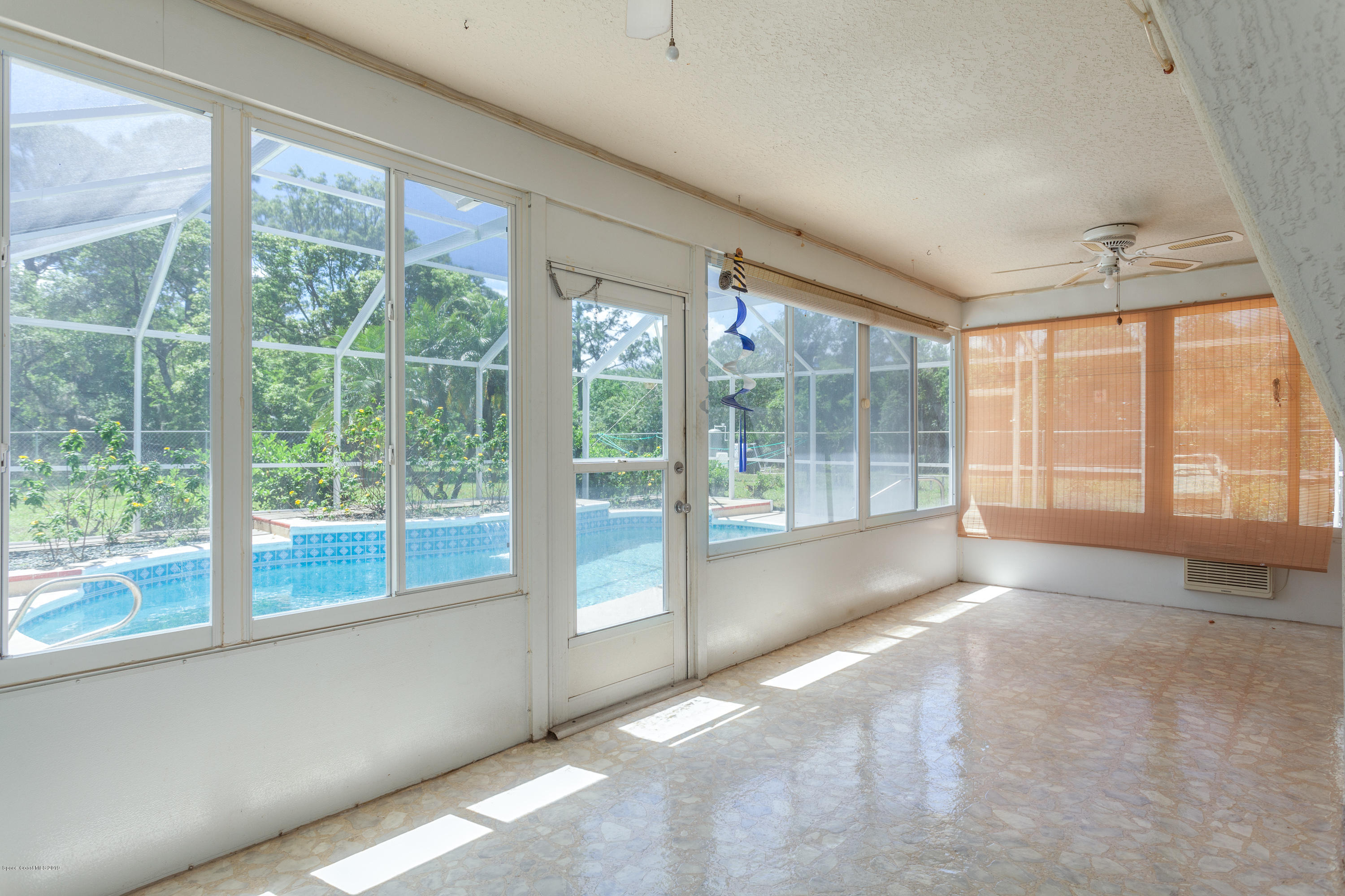 3565 John's Road Mims, FL 32754 - Photo 15 of 21 Florida Room