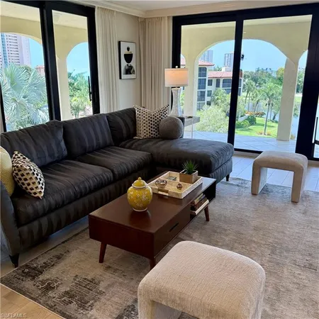 $15,000 | 6020 Pelican Bay Boulevard, Unit E402, Naples, FL 34108