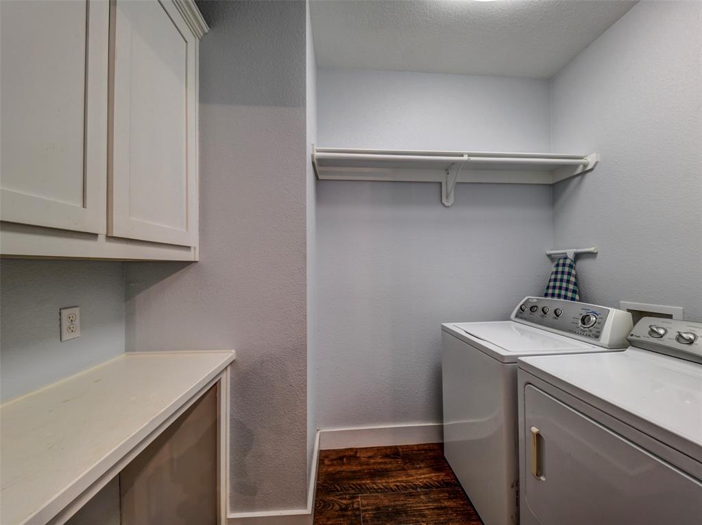 4983 Applegate Road Bowie, TX 76230 - Photo 23 of 40 a utility room with sink dryer and washer