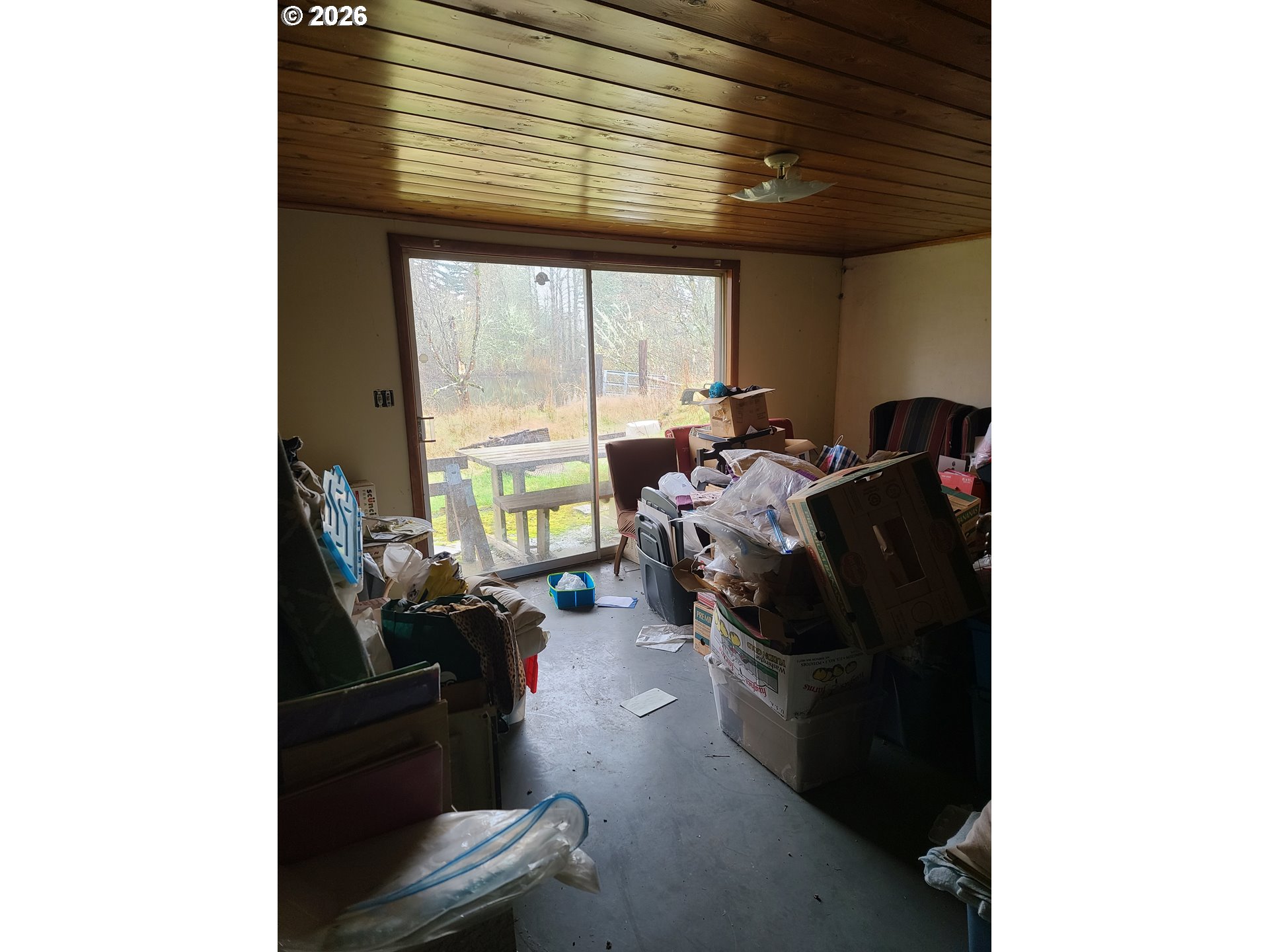 820 Frontage Road Cascade Locks, OR 97014 - Photo 11 of 30