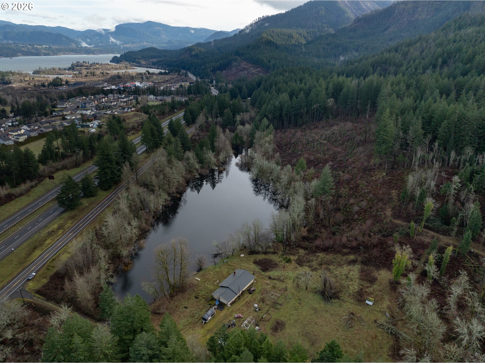 820 Frontage Road Cascade Locks, OR 97014 - Photo 13 of 30
