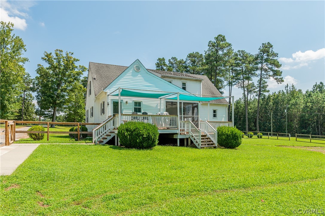 19070 Halifax Road Carson, VA 23830 - Photo 39 of 43 a front view of a house with garden