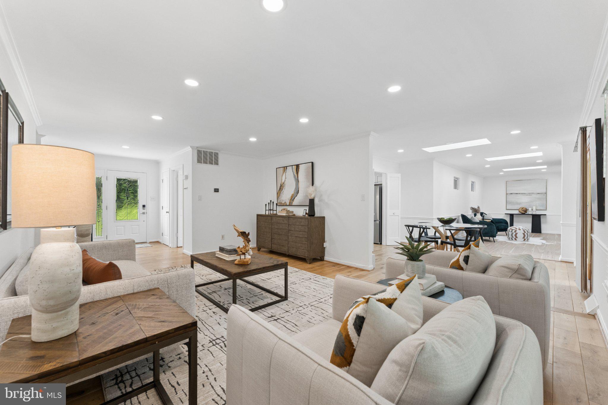3219 Fox Mill Road Oakton, VA 22124 - Photo 11 of 87 Bright and airy modern living space.