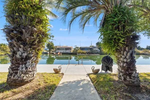 $515,000 | 4384 4th Isle Drive, Hernando Beach, FL 34607