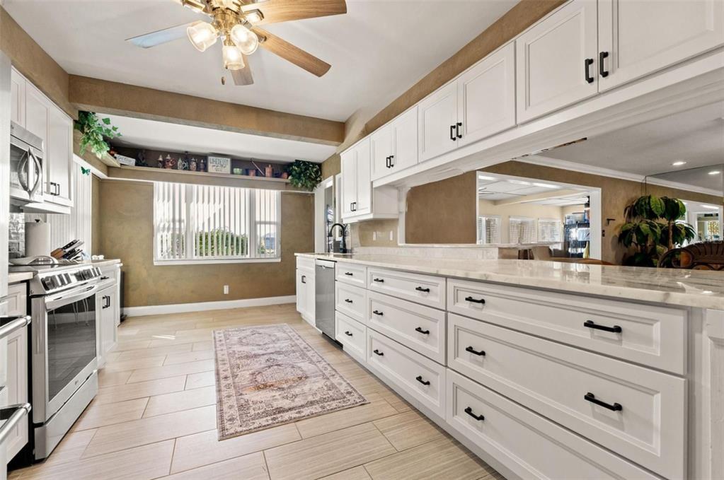 4384 4th Isle Drive Hernando Beach, FL 34607 - Photo 10 of 41