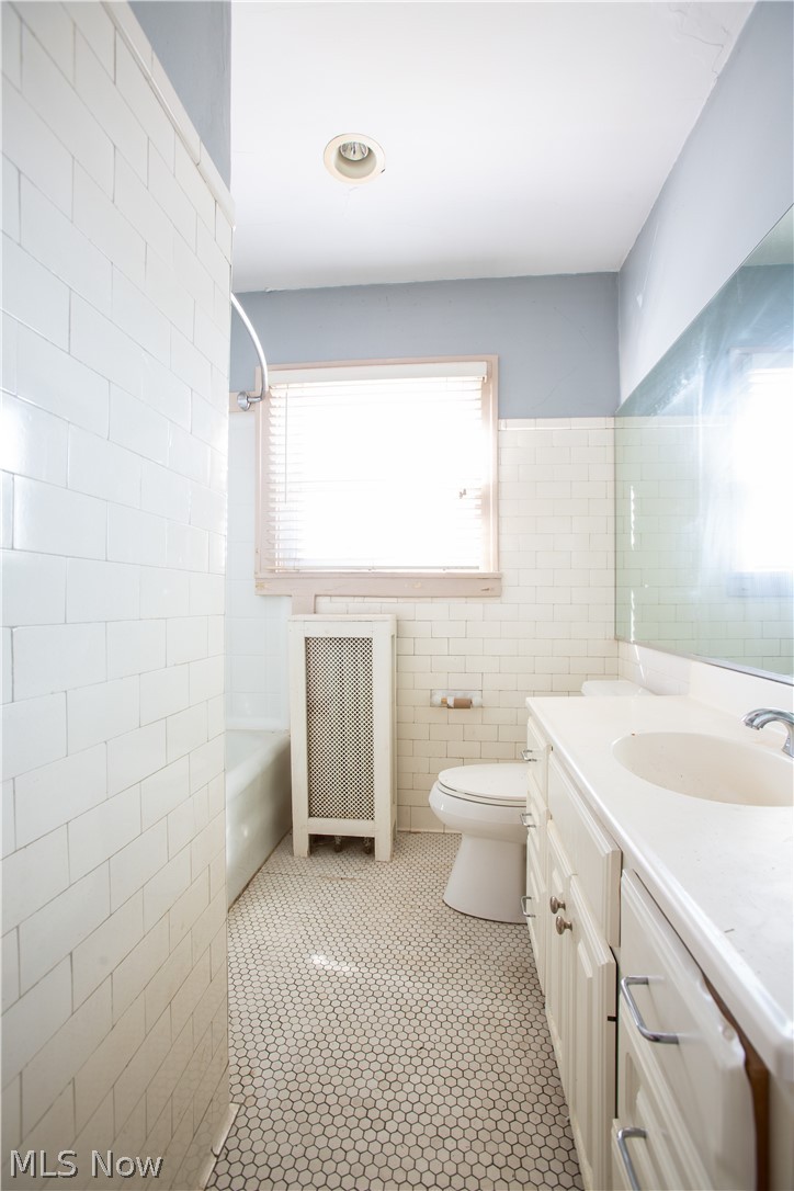 3331 Ardmore Road Cleveland, OH 44120 - Photo 7 of 10 Gallery Image 7
