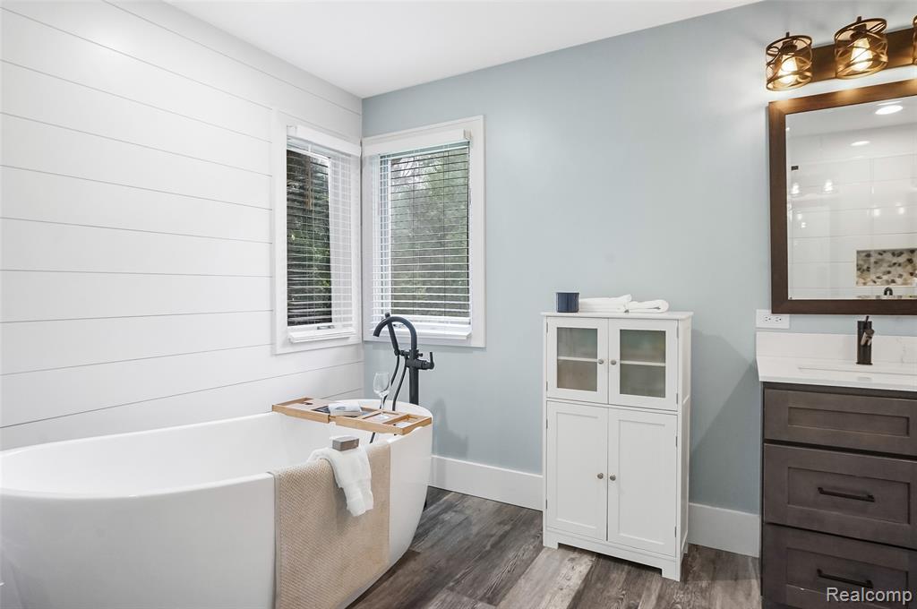 1036 Bembridge Drive Rochester Hills, MI 48307 - Photo 26 of 54
