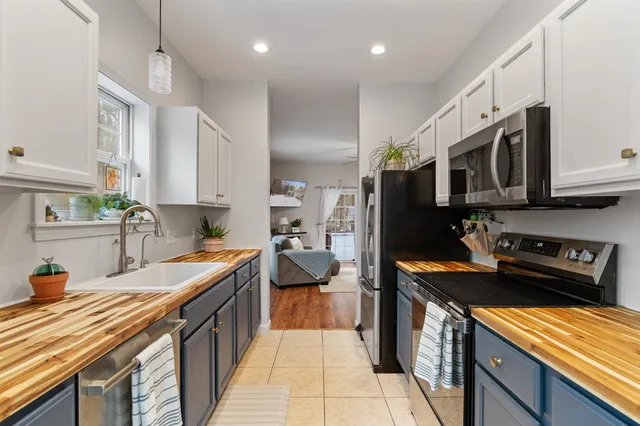 $429,000 | 21 Irene Avenue, Essex, VT 05452