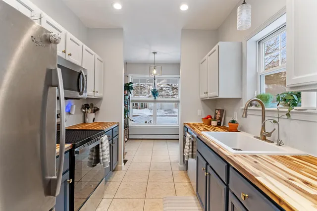 $429,000 | 21 Irene Avenue, Essex, VT 05452